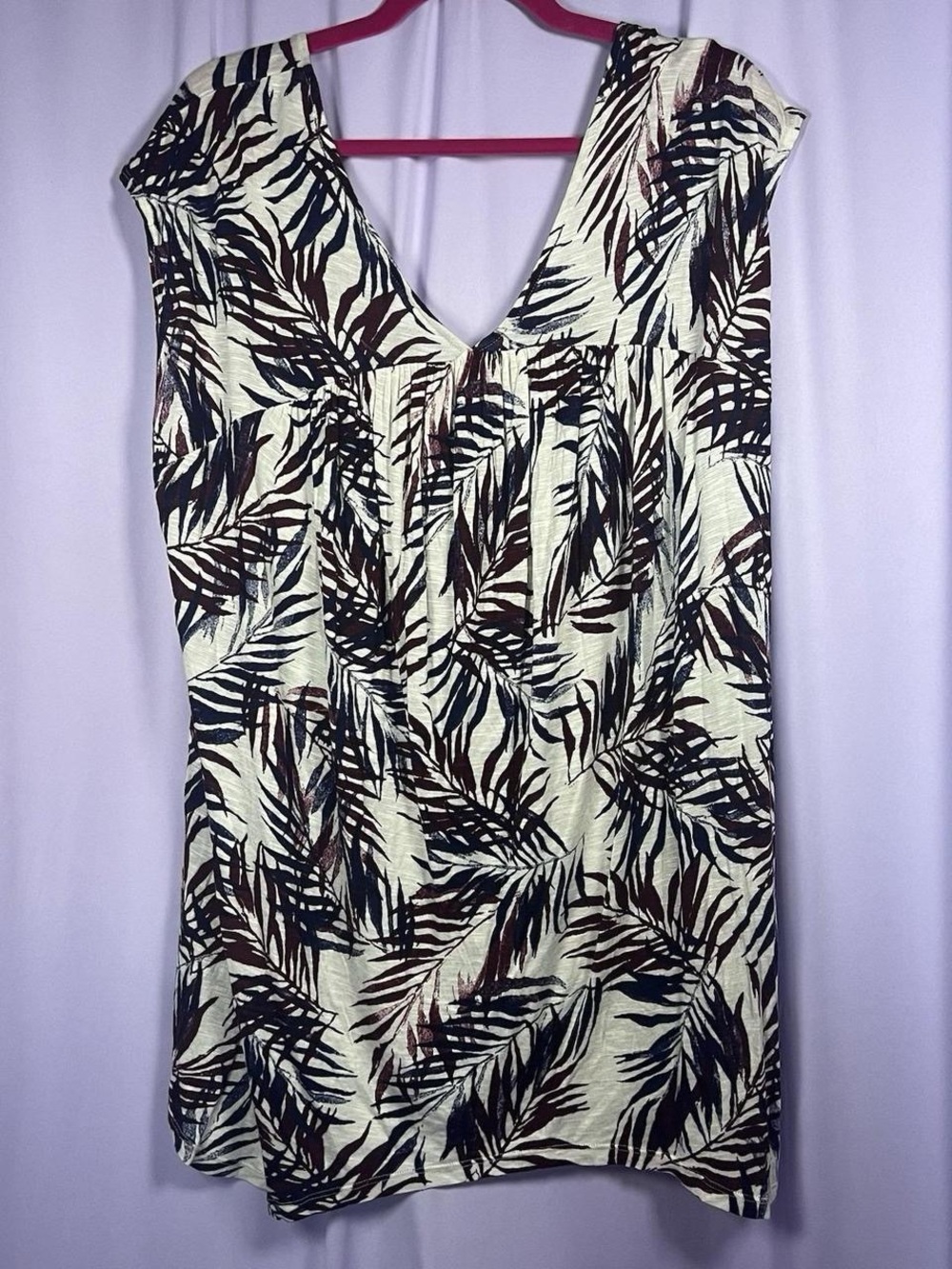 Lucky Brand Sleeveless V-Neck Tunic in Cream with Burgundy and Navy Leaf Print